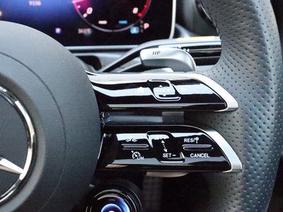 2025 Mercedes-BENZ C-CLASS AMG 照片 21