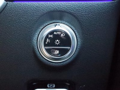 2025 Mercedes-BENZ C-CLASS AMG 照片 24