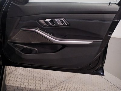 صورة 48 لـ 2022 BMW 3 SERIES TOURING