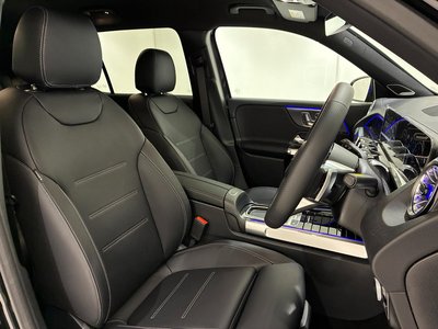 2026 Mercedes-BENZ GLB photo 7