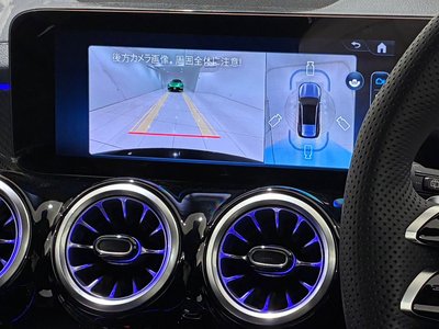 2026 Mercedes-BENZ GLB photo 13