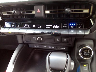 2024 Toyota LAND CRUISER 250 — фото 29