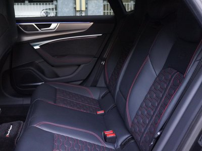 صورة 14 لـ 2022 AUDI RS7 SPORTBACK