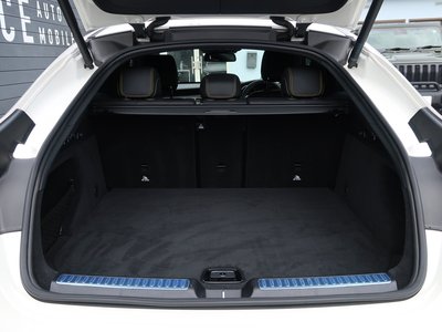 صورة مصغرة 16 لـ 2018 Mercedes-BENZ GLC AMG