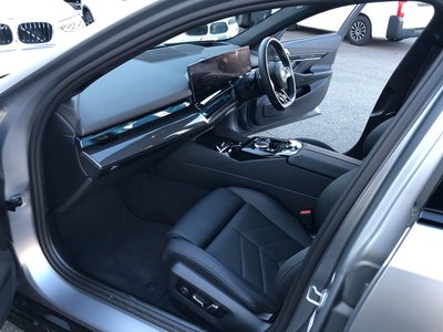 2024 BMW I5 TOURING photo 102
