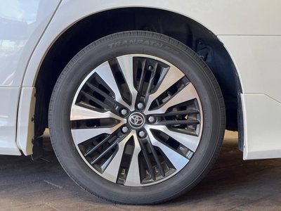 صورة 14 لـ 2023 Toyota ALPHARD