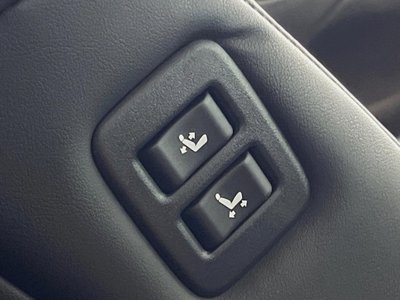 صورة 62 لـ 2023 Toyota ALPHARD