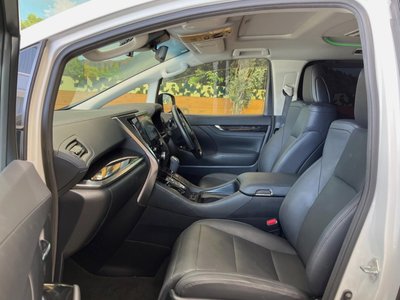 صورة 22 لـ 2023 Toyota ALPHARD