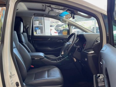 صورة 39 لـ 2023 Toyota ALPHARD