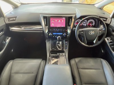 صورة 2 لـ 2023 Toyota ALPHARD