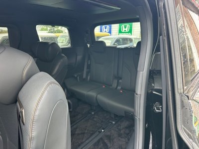 2024 Toyota ALPHARD — фото 9