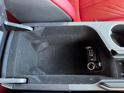 2016 Lexus RC F 缩略图 32