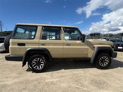 2025 Toyota LAND CRUISER 70 photo 14