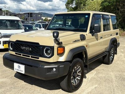2025 Toyota LAND CRUISER 70 photo 9
