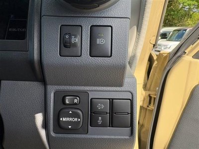 2025 Toyota LAND CRUISER 70 thumbnail 20