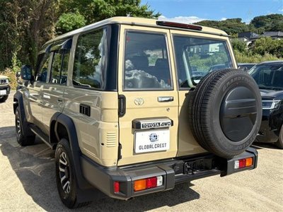 2025 Toyota LAND CRUISER 70 photo 11