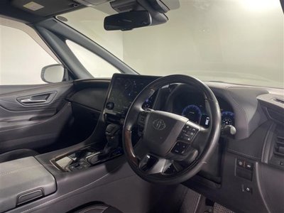 صورة 28 لـ 2023 Toyota ALPHARD