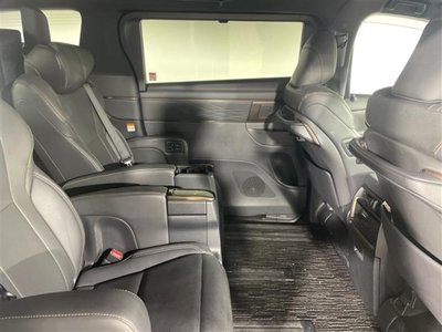 صورة 18 لـ 2023 Toyota ALPHARD