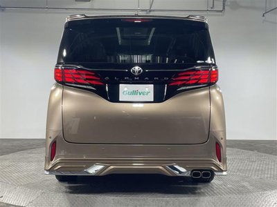 صورة 34 لـ 2023 Toyota ALPHARD
