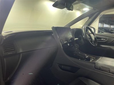 صورة 29 لـ 2023 Toyota ALPHARD