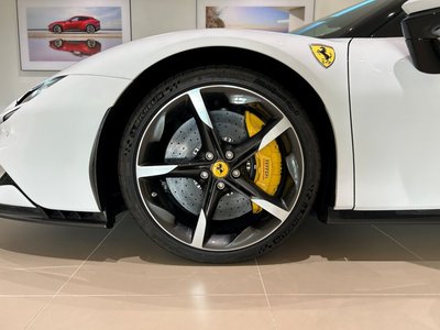 2023 Ferrari SF90 SPIDER 缩略图 16