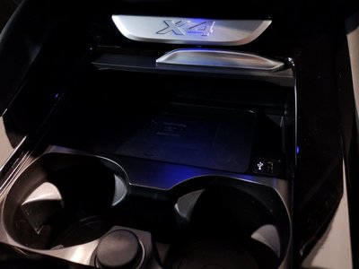 2024 BMW X4 thumbnail 54