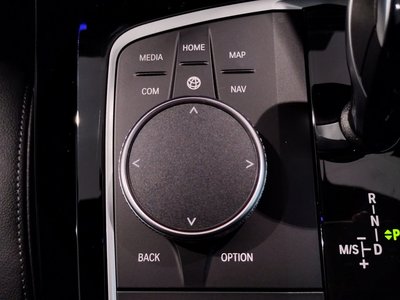 2024 BMW X4 thumbnail 51