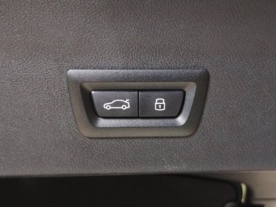 2024 BMW X4 thumbnail 28