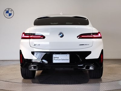 2024 BMW X4 photo 8