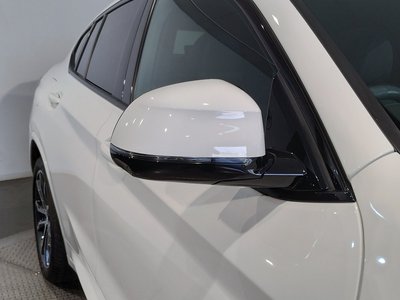 2024 BMW X4 thumbnail 17