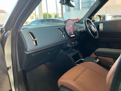 صورة 43 لـ 2024 MINI COOPER COUNTRYMAN