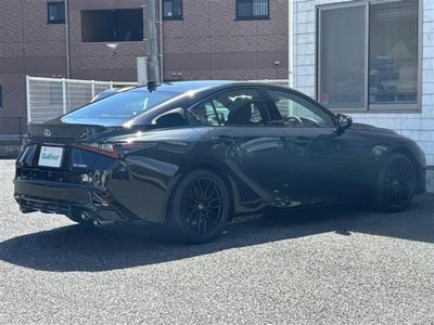 2022 Lexus IS — миниатюра 60