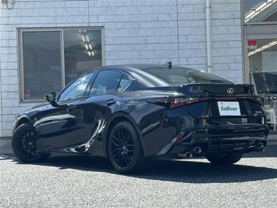 2022 Lexus IS — миниатюра 6