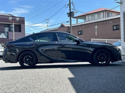 2022 Lexus IS — миниатюра 63