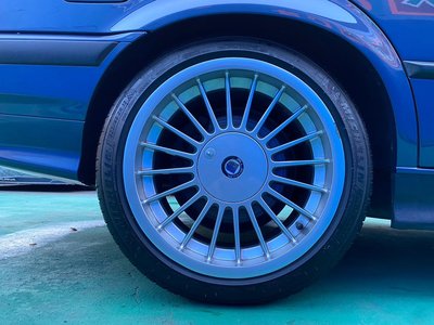 1995 BMW Alpina B3 — фото 31