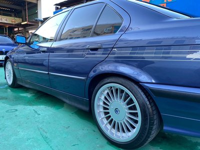 1995 BMW Alpina B3 — фото 38
