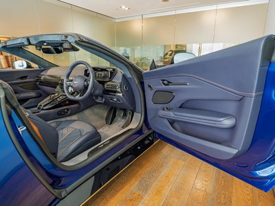 صورة 12 لـ 2026 Aston Martin VANTAGE