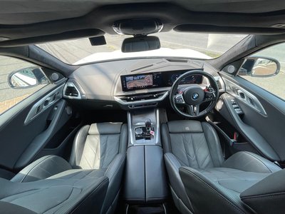 2024 BMW XM photo 3