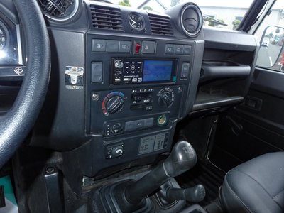 صورة 16 لـ 2009 LAND Rover DEFENDER