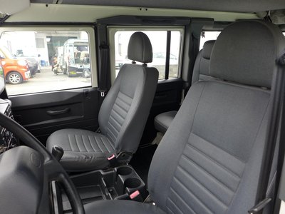 صورة 23 لـ 2009 LAND Rover DEFENDER