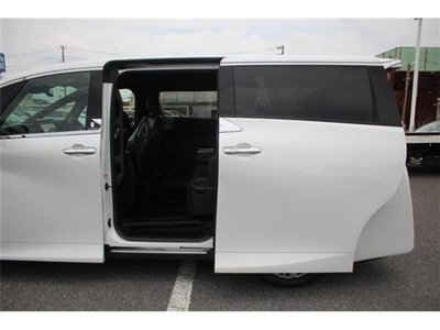 2026 Toyota ALPHARD 照片 36