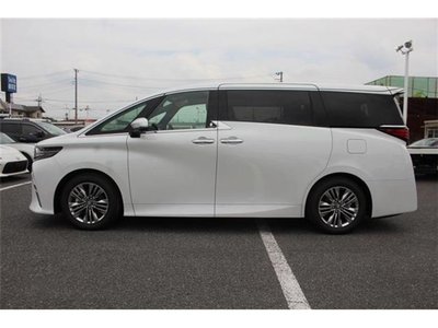 2026 Toyota ALPHARD 照片 12