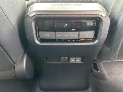 صورة 39 لـ 2026 Toyota LAND CRUISER 250