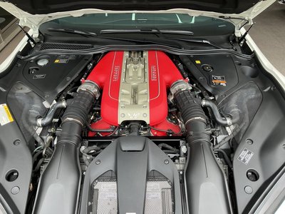 2021 Ferrari 812 GTS 照片 15