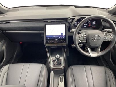 صورة 42 لـ 2024 Lexus LBX