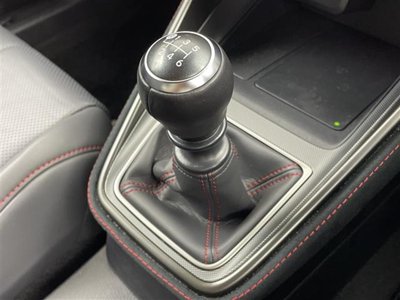 صورة 4 لـ 2024 Lexus LBX