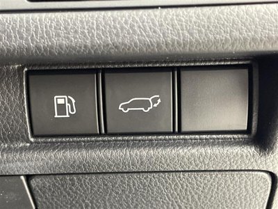 صورة 6 لـ 2024 Lexus LBX