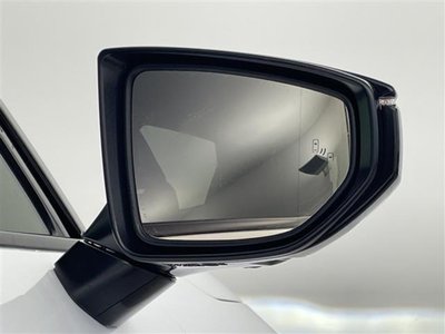 صورة 40 لـ 2024 Lexus LBX