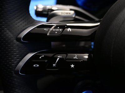 2025 Mercedes-BENZ EQE AMG thumbnail 24