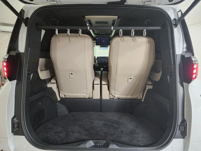 صورة 64 لـ 2025 Toyota ALPHARD